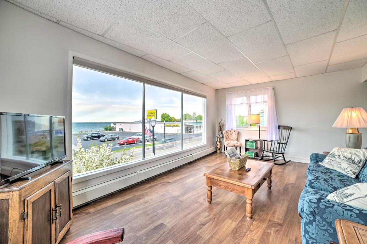 Walkable St Ignace Condo With Lake Huron Views セント・イグナス エクステリア 写真